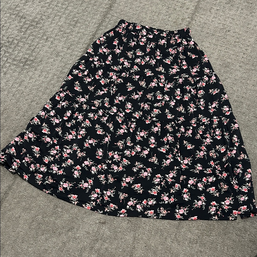 Signature Lapel Black Floral Tiered Skirt